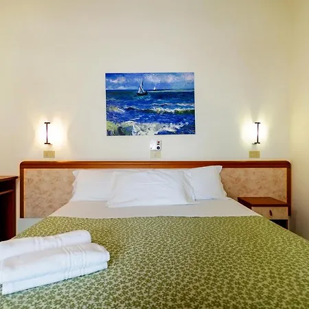 Miramare - Otel 3*
